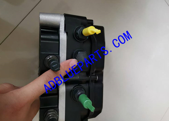 0444042155 OEM บ๊อช 24V SCR ปั๊ม AdBlue การป้องกัน ปั๊ม Adblue ปั๊ม บอมบา อาร์ลา หน่วยจําหน่าย 0444042155 ปั๊มยูเรียสําหรับ วอลโว่ แม็ก