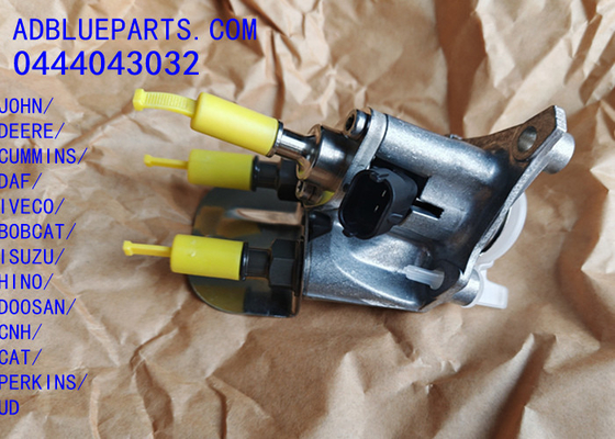 0444043032 OEM บ๊อช การป้องกัน หน่วยดับไฟ / หัวฉีดยูเรีย / โมดูลการดับไฟ 0444043032 Adblue หัวฉีด ช่องฉีด ช่องฉีดสําหรับ JOHN DEERE CUMMINS DAF IVECO BOBCAT ISUZU HINO DOOSAN CNH PER CATKINS UD