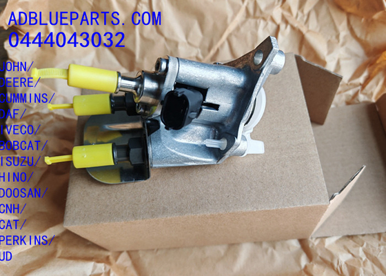 0444043032 OEM บ๊อช การป้องกัน หน่วยดับไฟ / หัวฉีดยูเรีย / โมดูลการดับไฟ 0444043032 Adblue หัวฉีด ช่องฉีด ช่องฉีดสําหรับ JOHN DEERE CUMMINS DAF IVECO BOBCAT ISUZU HINO DOOSAN CNH PER CATKINS UD