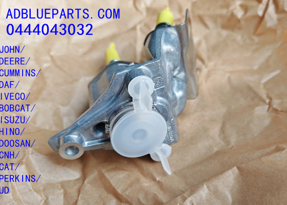 0444043032 OEM บ๊อช การป้องกัน หน่วยดับไฟ / หัวฉีดยูเรีย / โมดูลการดับไฟ 0444043032 Adblue หัวฉีด ช่องฉีด ช่องฉีดสําหรับ JOHN DEERE CUMMINS DAF IVECO BOBCAT ISUZU HINO DOOSAN CNH PER CATKINS UD