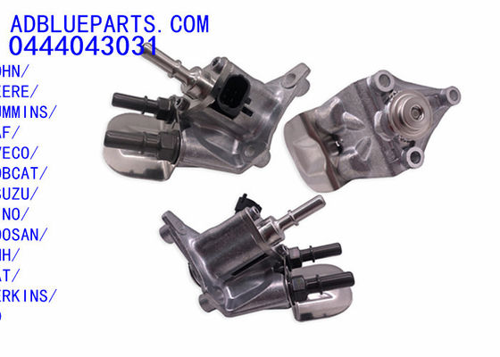 0444043031 OEM บ๊อช การป้องกัน หน่วยดับไฟ / หัวฉีดยูเรีย / โมดูลการดับไฟ 0444043031 Adblue หัวฉีด ช่องฉีด ช่องฉีดสําหรับ JOHN DEERE CUMMINS DAF IVECO BOBCAT ISUZU HINO DOOSAN CNH PER CATKINS UD