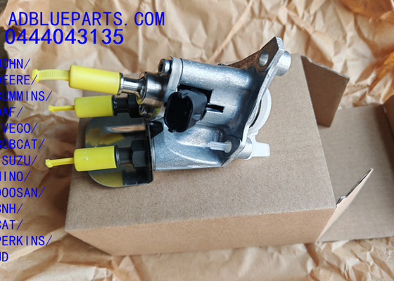 0444043135 OEM บ๊อช การป้องกัน หน่วยดับไฟ / หัวฉีดยูเรีย / โมดูลการดับไฟ 0444043135 Adblue หัวฉีด ช่องฉีด ช่องฉีดสําหรับ JOHN DEERE CUMMINS DAF IVECO BOBCAT ISUZU HINO DOOSAN CNH PER CATKINS UD